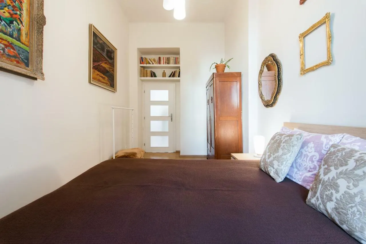 Victoria Design Stays - Apartment Slavojova Praga
